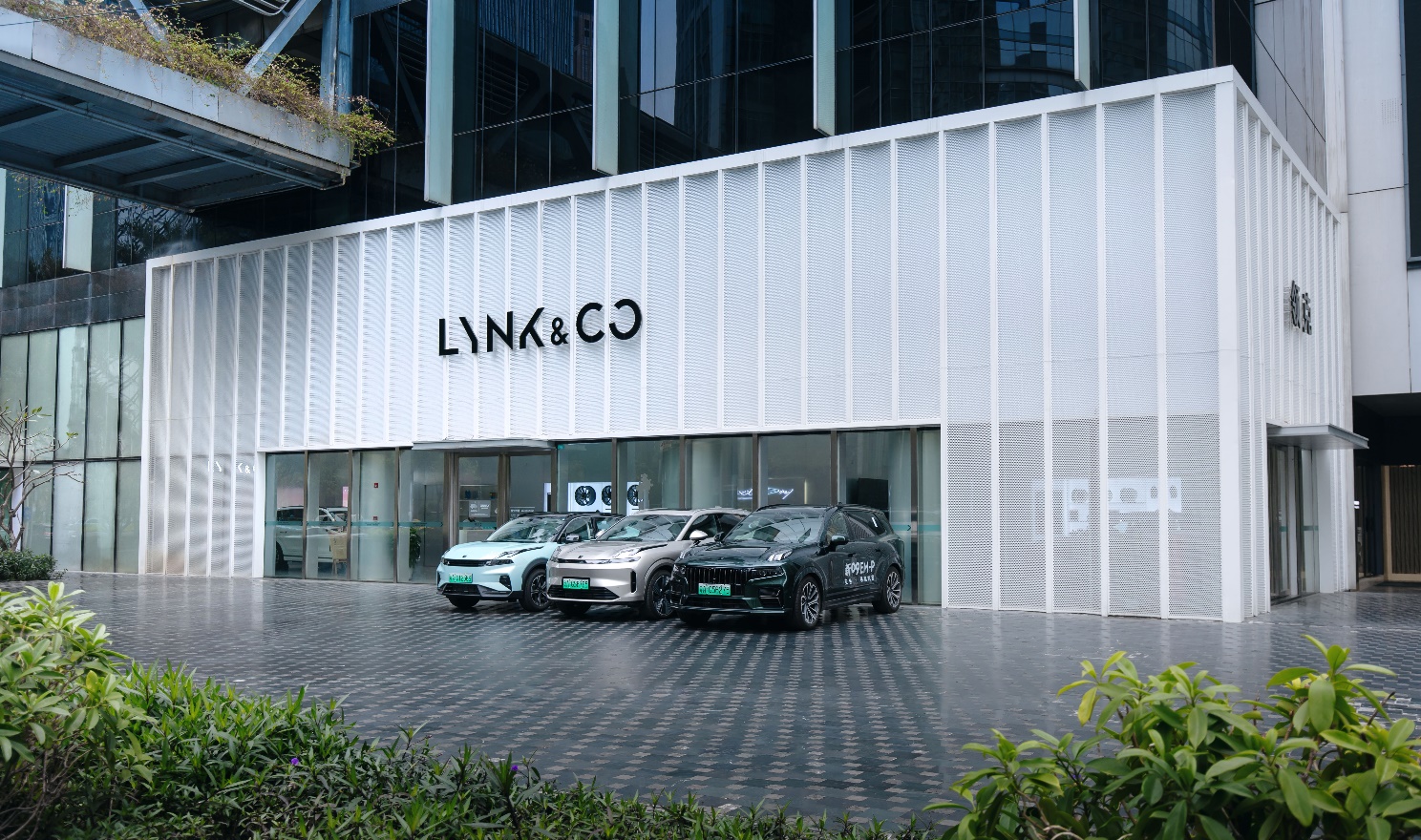 领克落地超100家新能源门店渠道向新加速