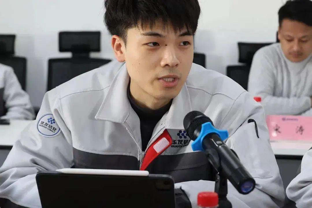 从幕后走到台前锂电巨头一把手的二代接班人