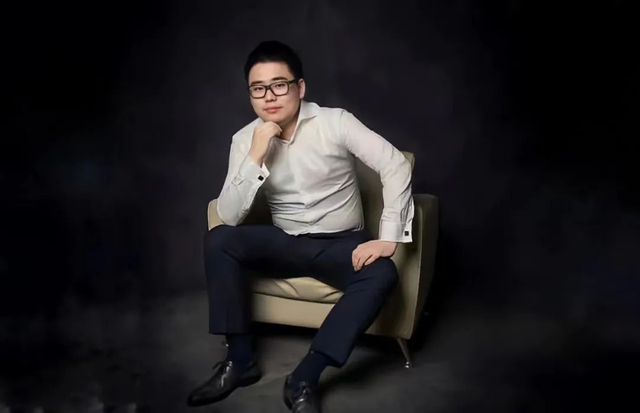 李星星当选第十一届董事会董事长