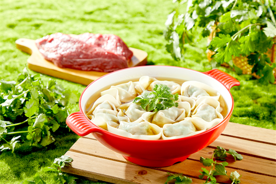 吉祥馄饨"香菜"牛肉馄饨新品上市,炸裂组合引爆味觉体验_财富号_东方