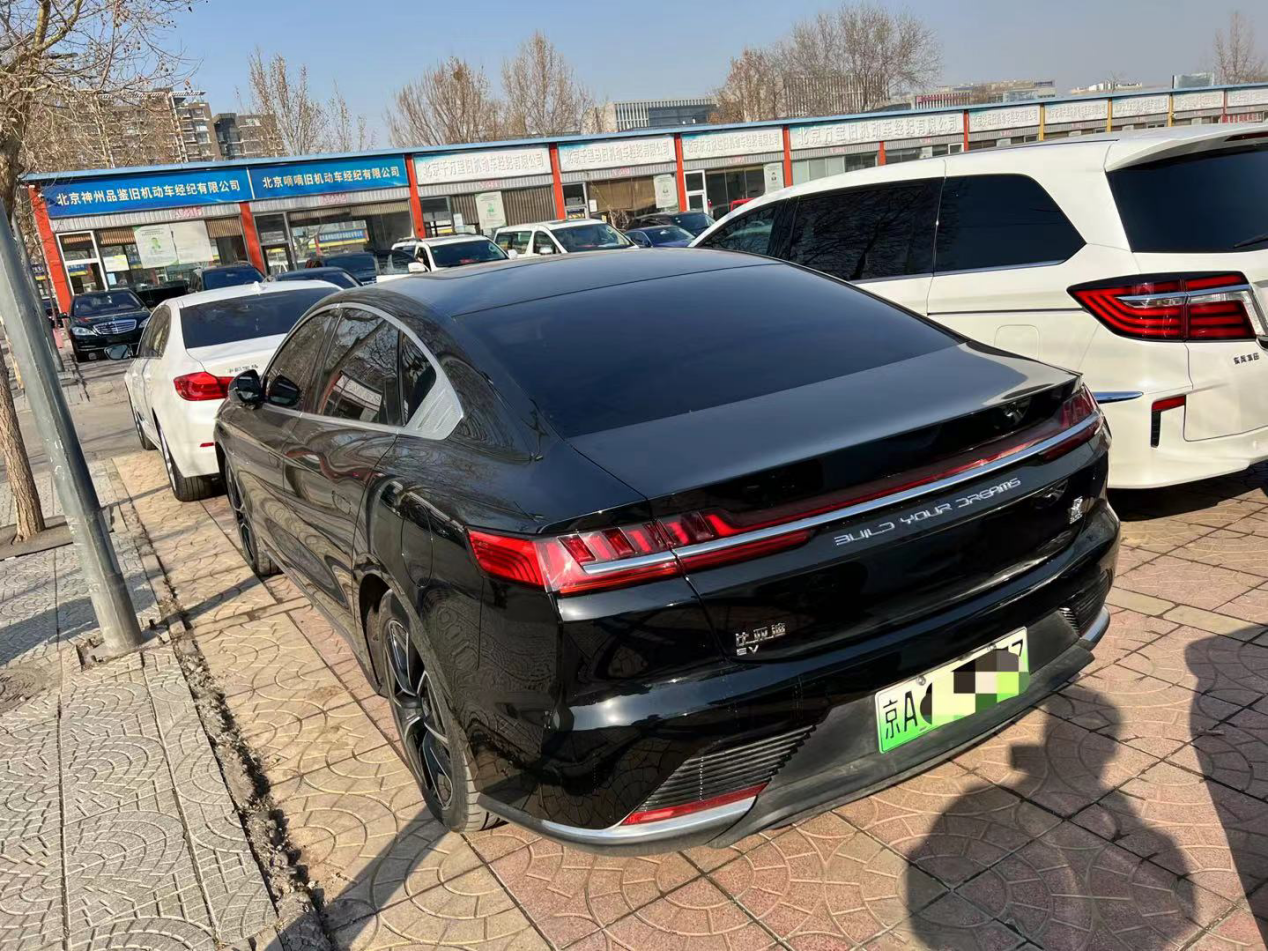 实探北京最大二手车市场新能源车成烫手山芋还是bba最赚钱