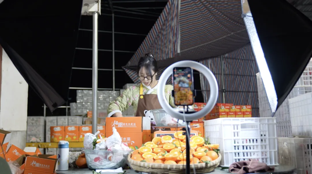 在拼多多的财报,读懂亿万普通人的消费升级_财富号_东方财富网