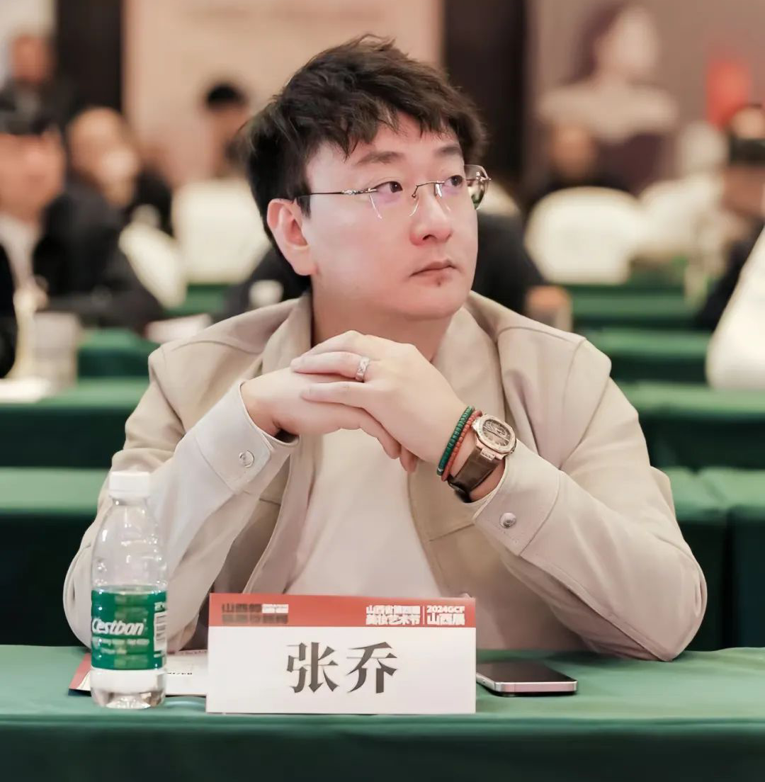 张乔做废墟里的神