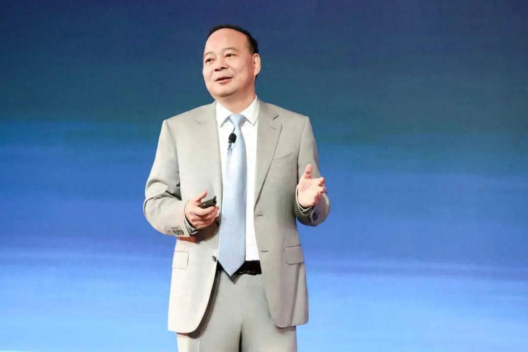 曾毓群下注新棋局可持续即未来