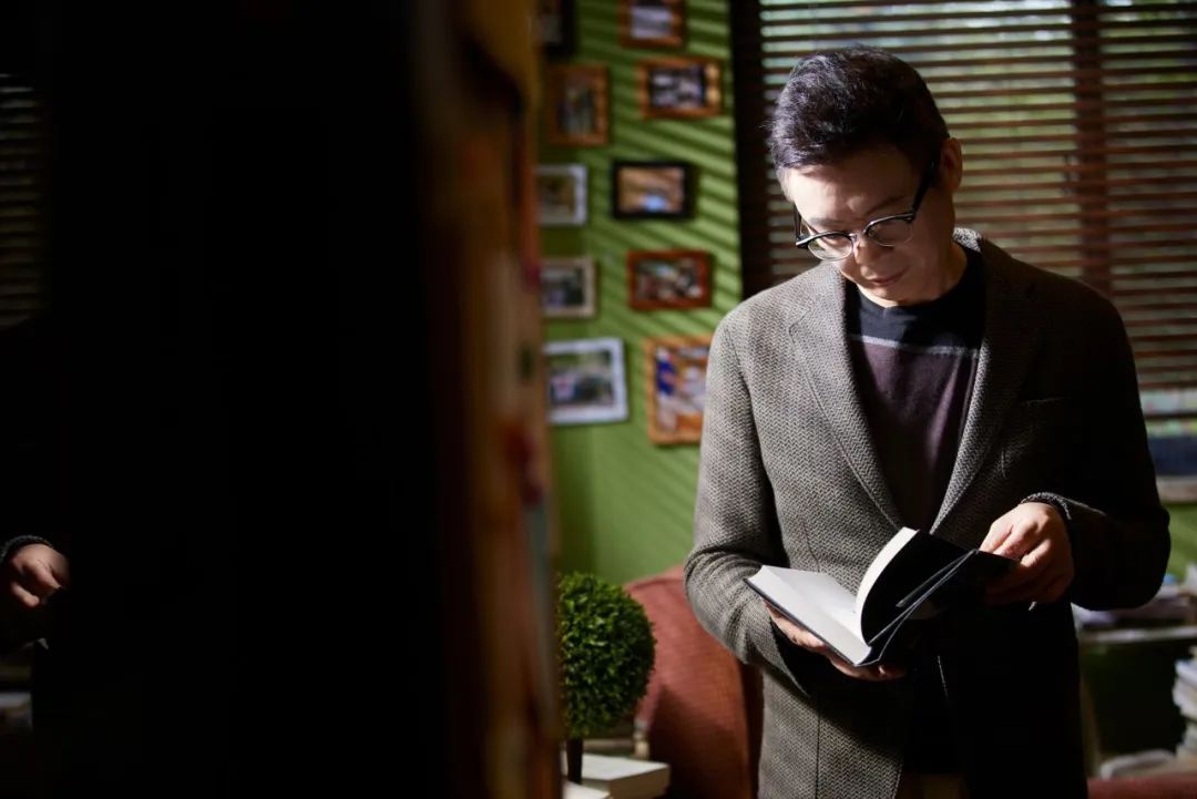 麦家全新长篇人间信写给被过往和缺憾困住的人