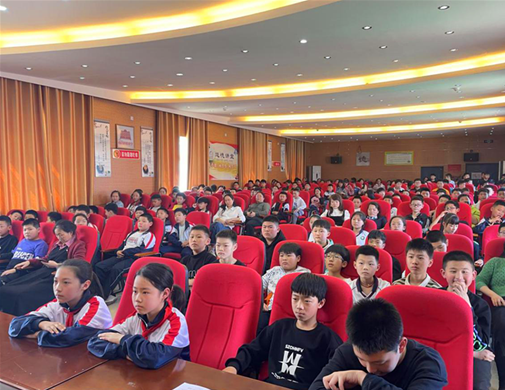 南昌县莲塘一小警校联动保平安共建校园安全网