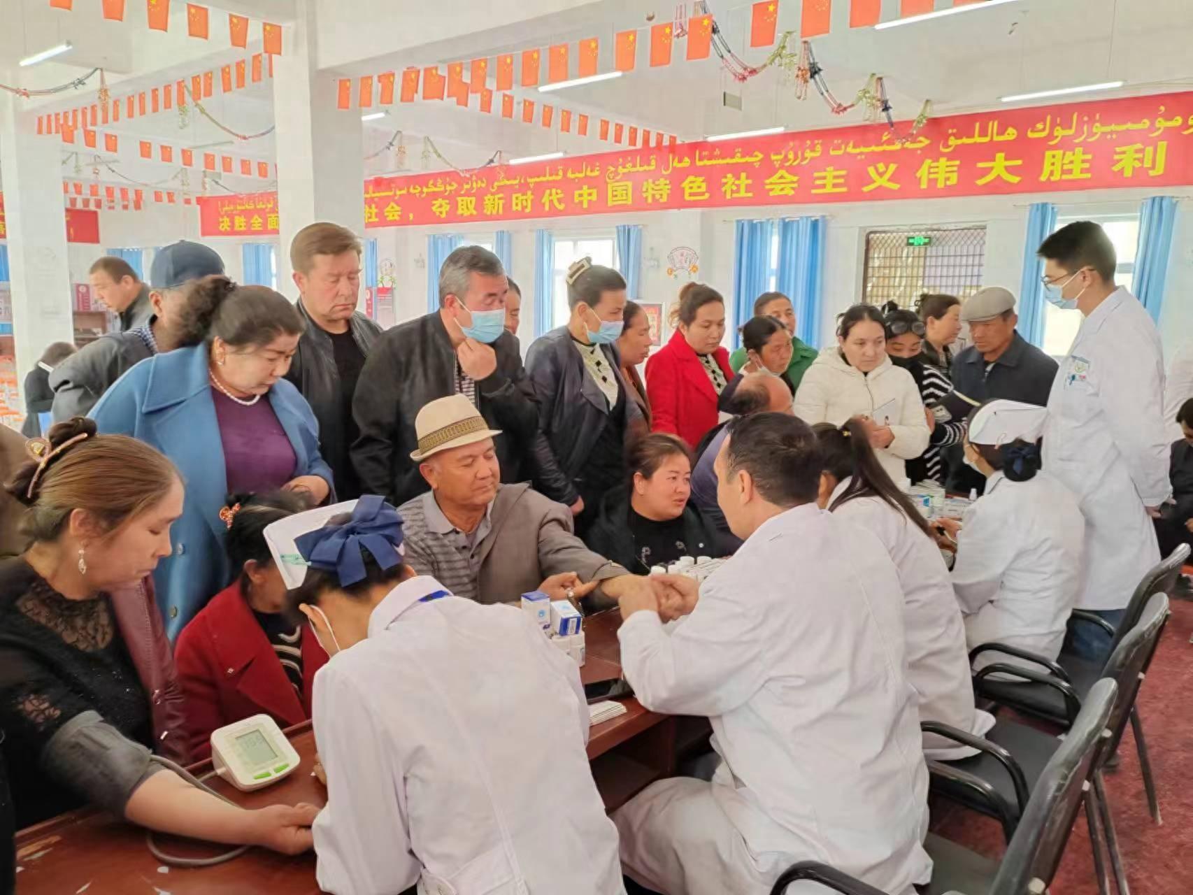 新疆叶城县中医医院义诊进社区零距离服务暖人心