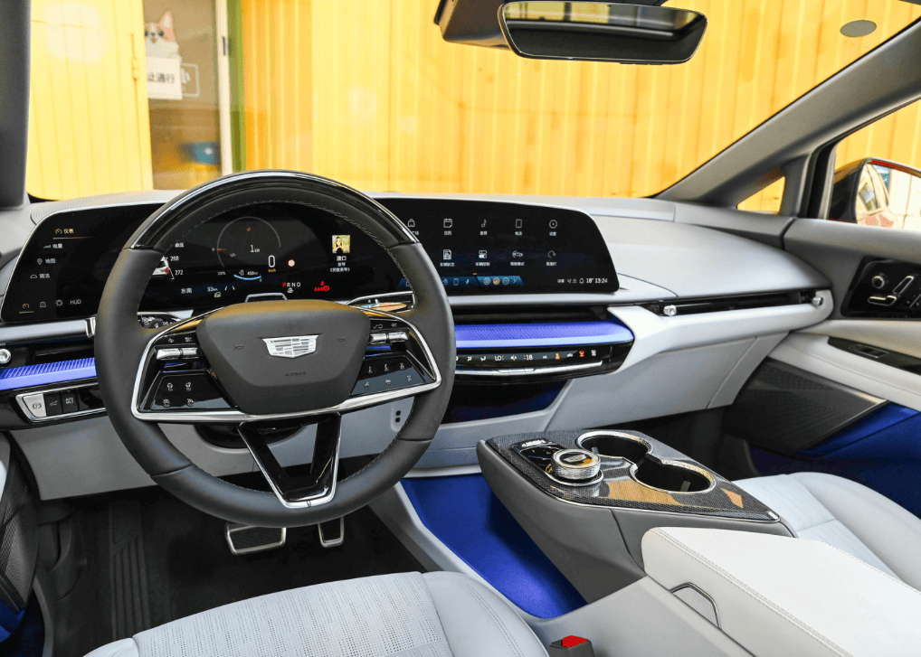 中型suv可选四驱凯迪拉克iq傲歌内饰亮相将于4月25日上市