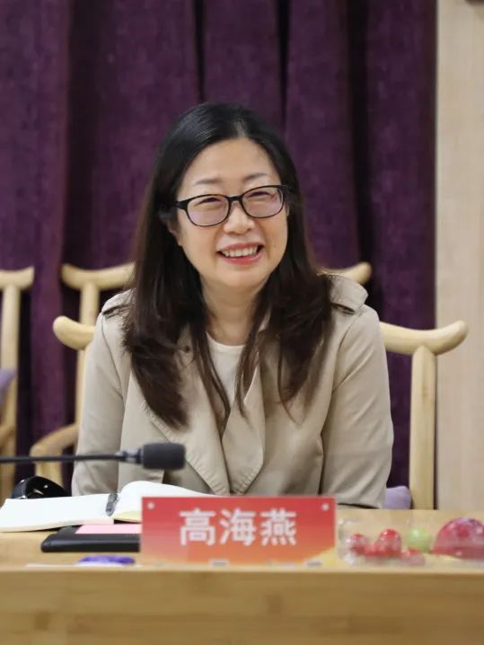 上海交通大学材料学院科技发展中心主任张兵,研究员高海燕,熊定邦