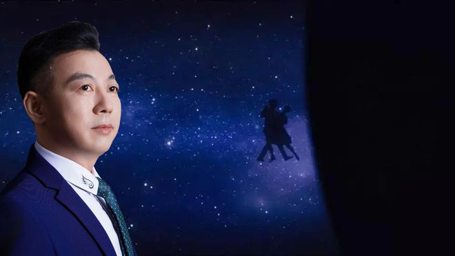 黄子腾原名黄奉高,知名书法家,毕业于浙江大学emba,中国青年创业创新