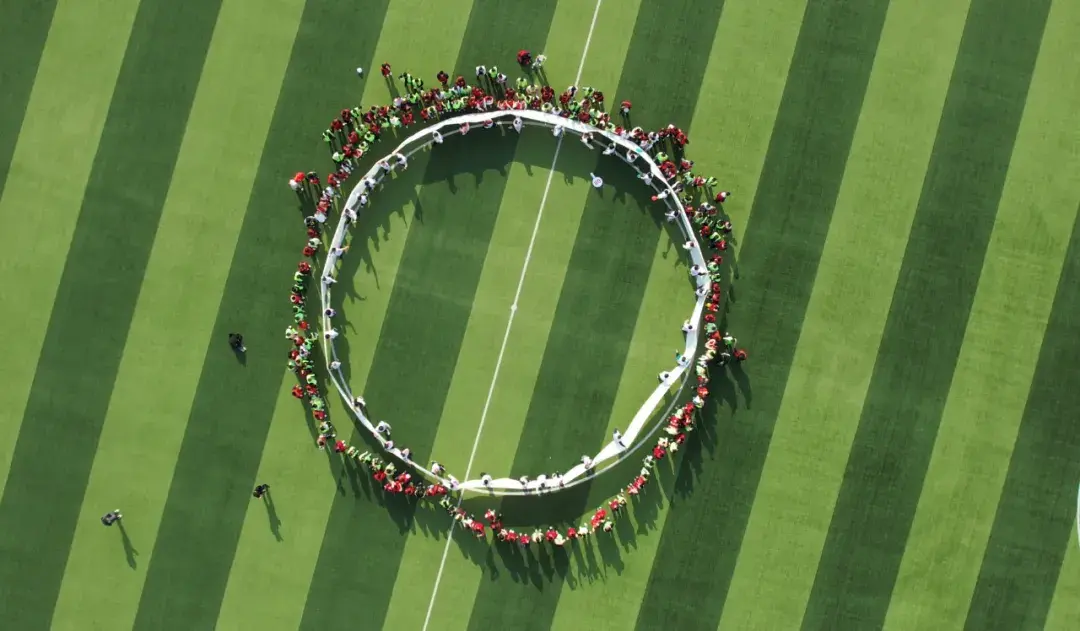 泗阳县实验初级中学举办手拉手心连心爱心公益活动