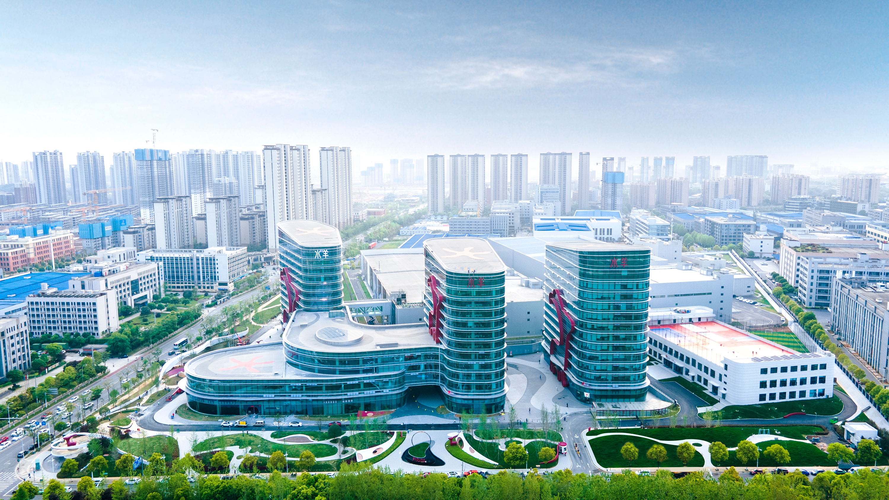 面对国际美妆巨头的竞争压力,水羊深知只有洞察消费者需求,不断提高