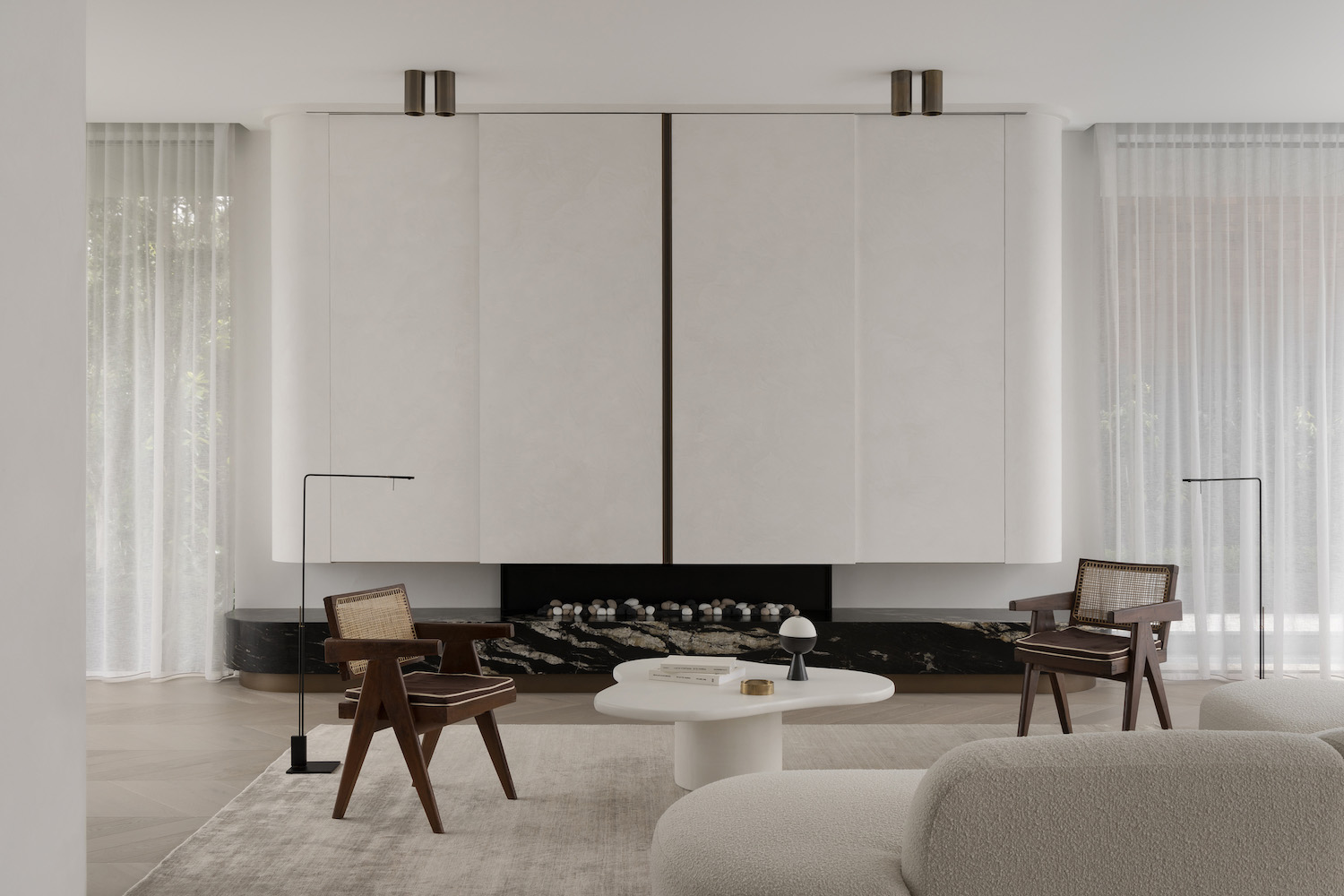 受到 james turrell 对光线和空间的巧妙运用的启发,studio-liu 精心