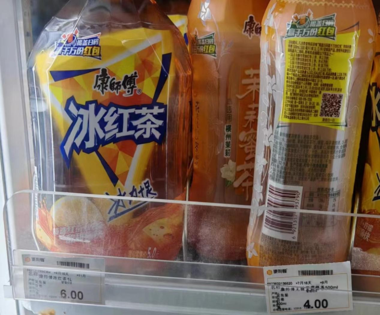 值得注意的是,在全家,便利蜂便利店中,康师傅1l装茶饮系列售价已达到6