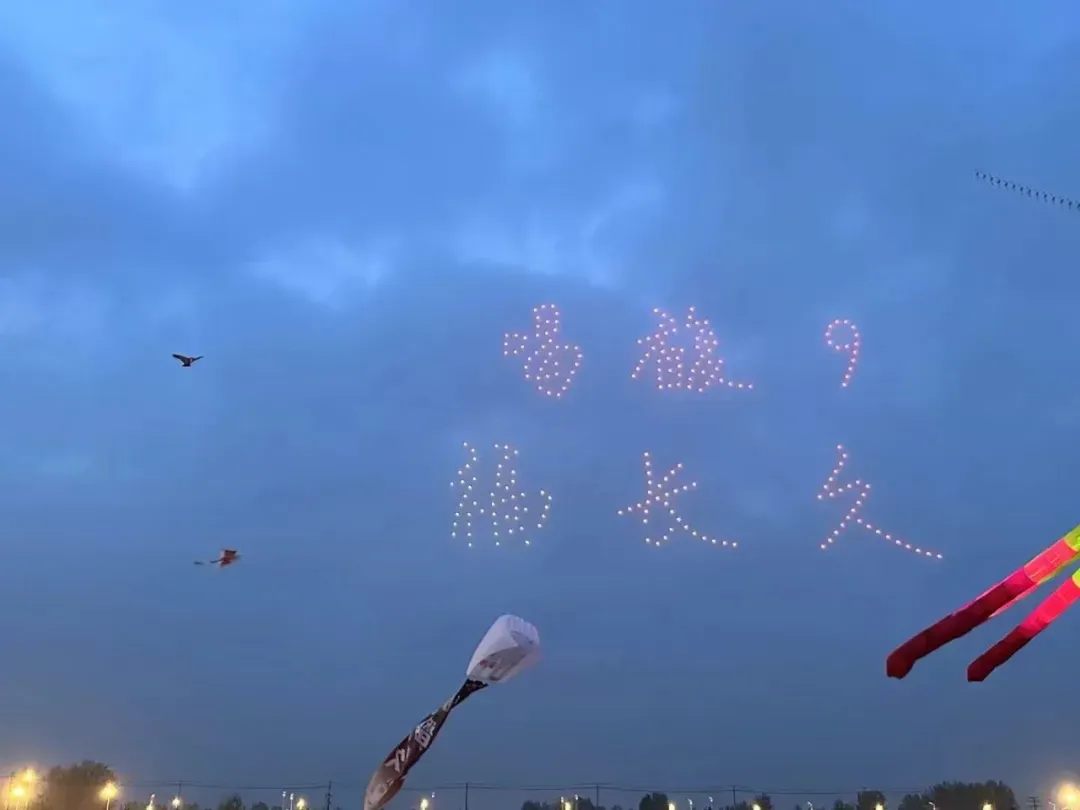 在情谊满满的酒文化中品味佳酿,感受金种子馥合香带给我们的历史文化