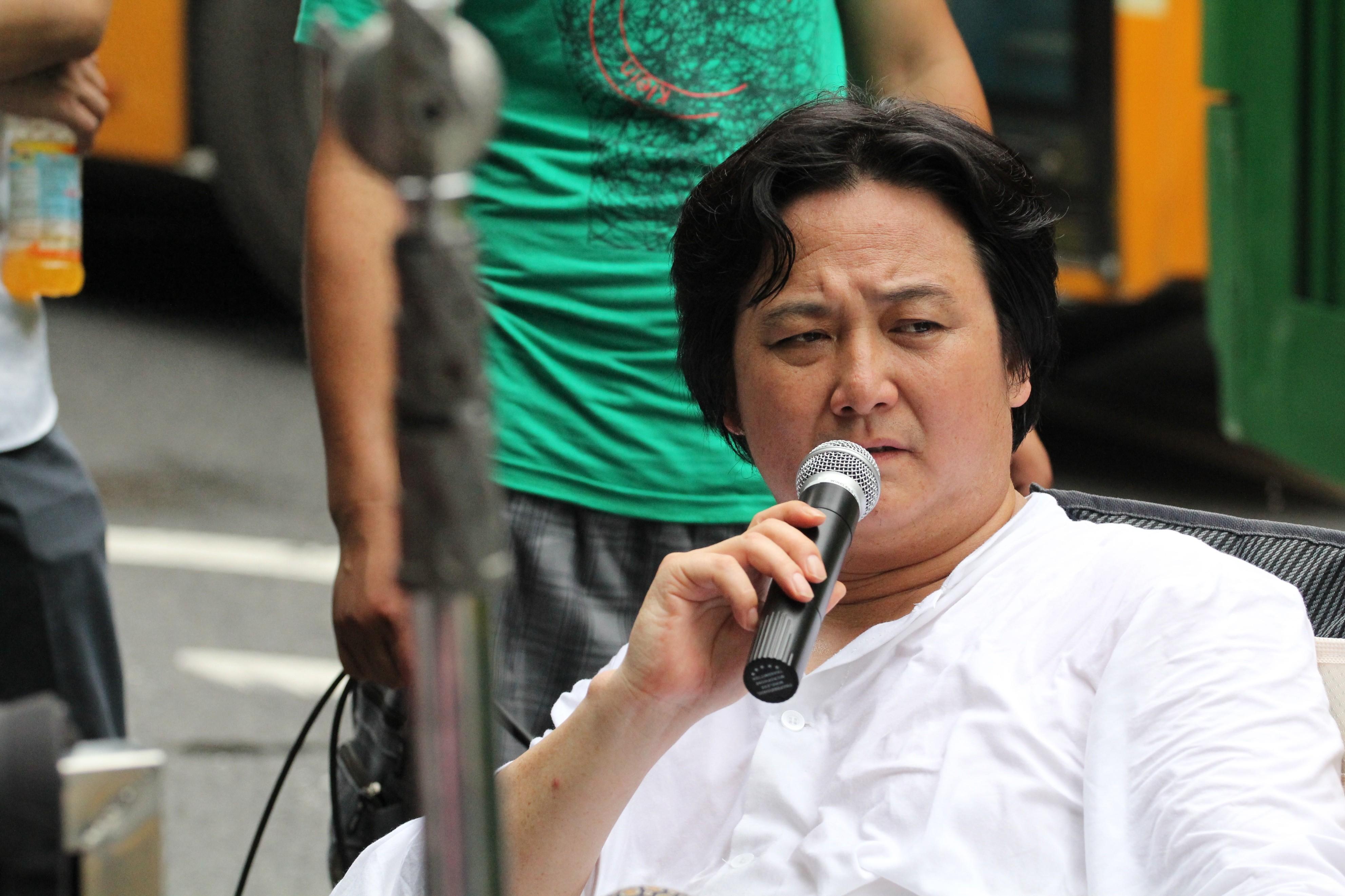 新七侠五义演员现状主演锦毛鼠张多福已转型成实力导演