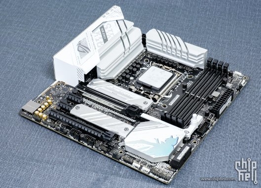 电竞桌搭必选好物华硕主板