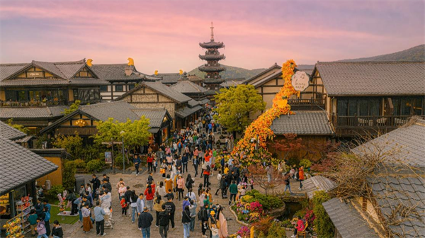 拈花湾携手单向空间,探寻"不慌"生活美学