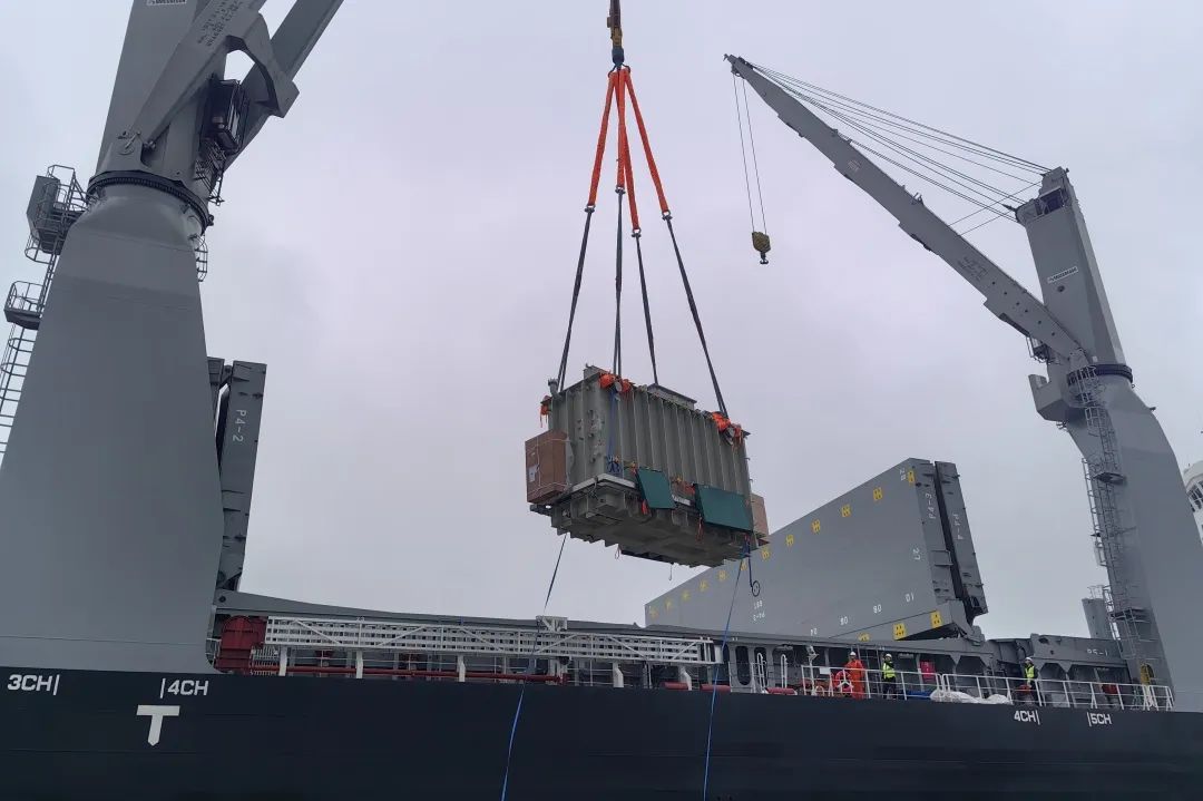 中远海运特运 62000 吨重吊船首发,助力中国风电出海 | 航运界_财富号_东方财富网