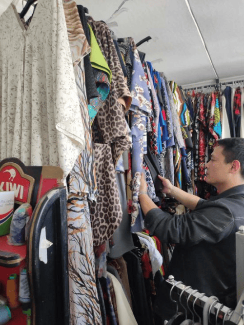 绍兴易灿纺织品进出口有限公司在肯尼亚举办面料推介会大获成功
