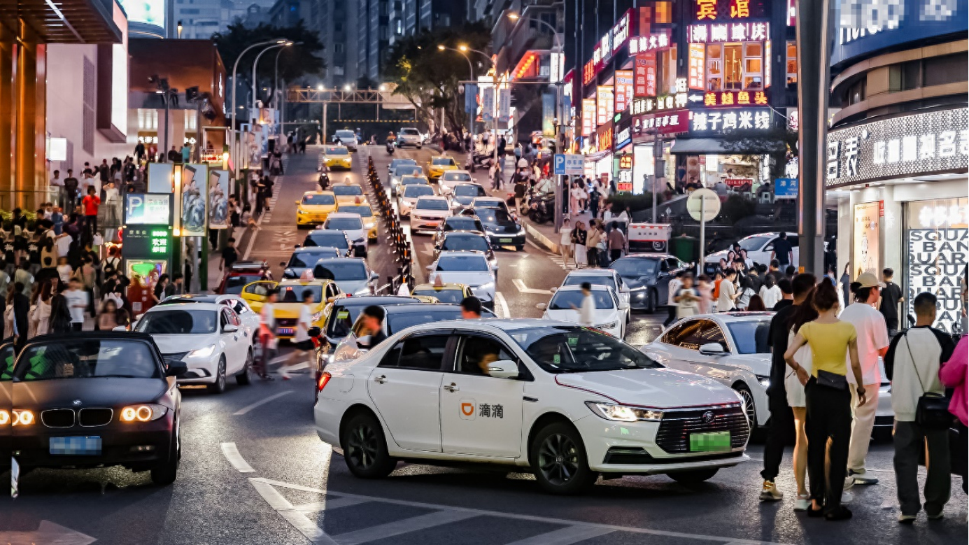 滴滴出行预测,今年"五一"期间,100公里以上的打车需求相比节前上涨55%