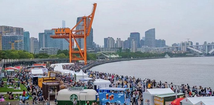 五一假期上海文旅消费"多点开花",南京东路二次元挤"爆"了
