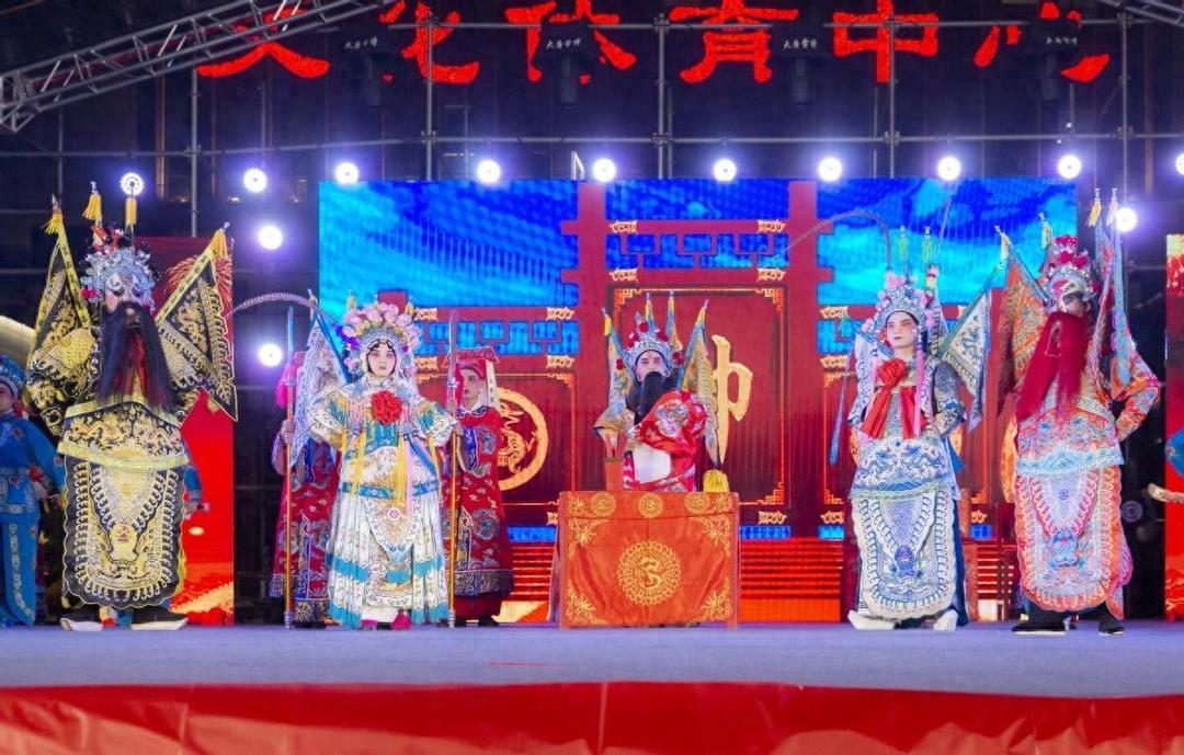 湖南桃源县汉剧艺术团:送戏下乡,文化惠民