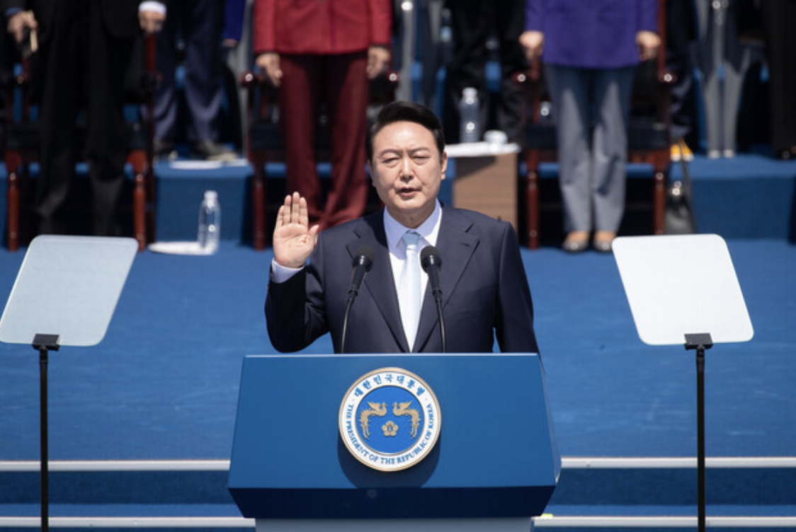 这也是自1991年以来,韩国政府首次作出过削减研发预算的决定.