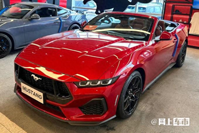 福特新mustang野马14天后上市?首次出敞篷版,内饰够科技?
