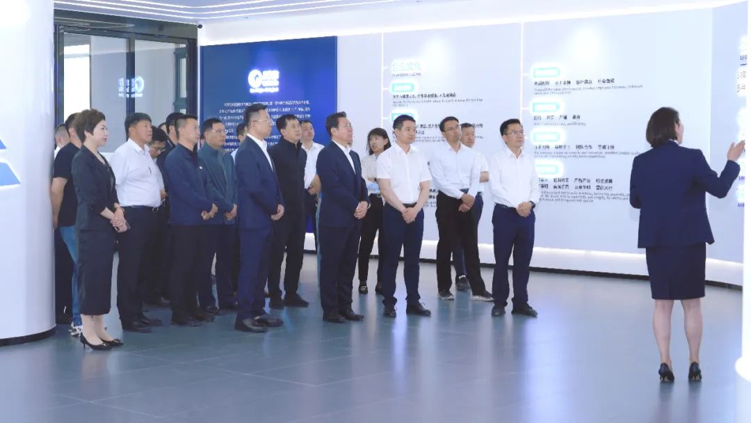 北京怀柔考察团领导一行走访调研天津创源生物