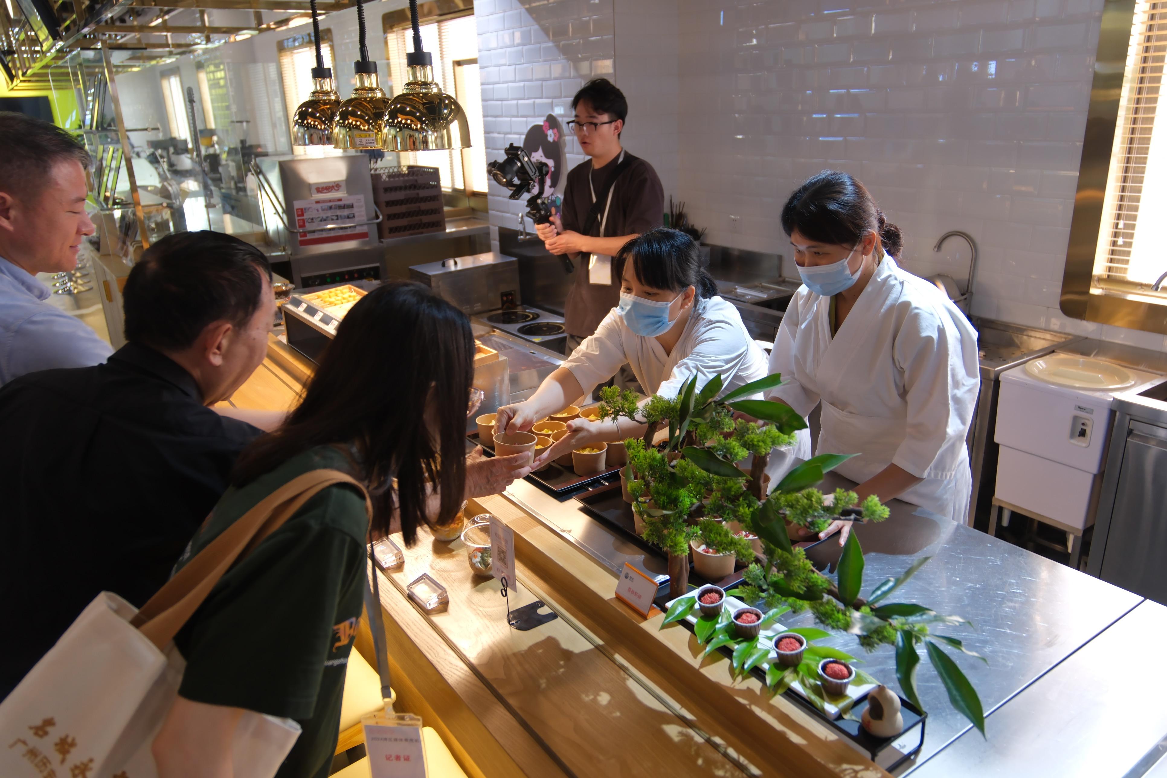 茂名市电白亿顺食品有限公司是一家台商独资企业,其将台湾海味产品
