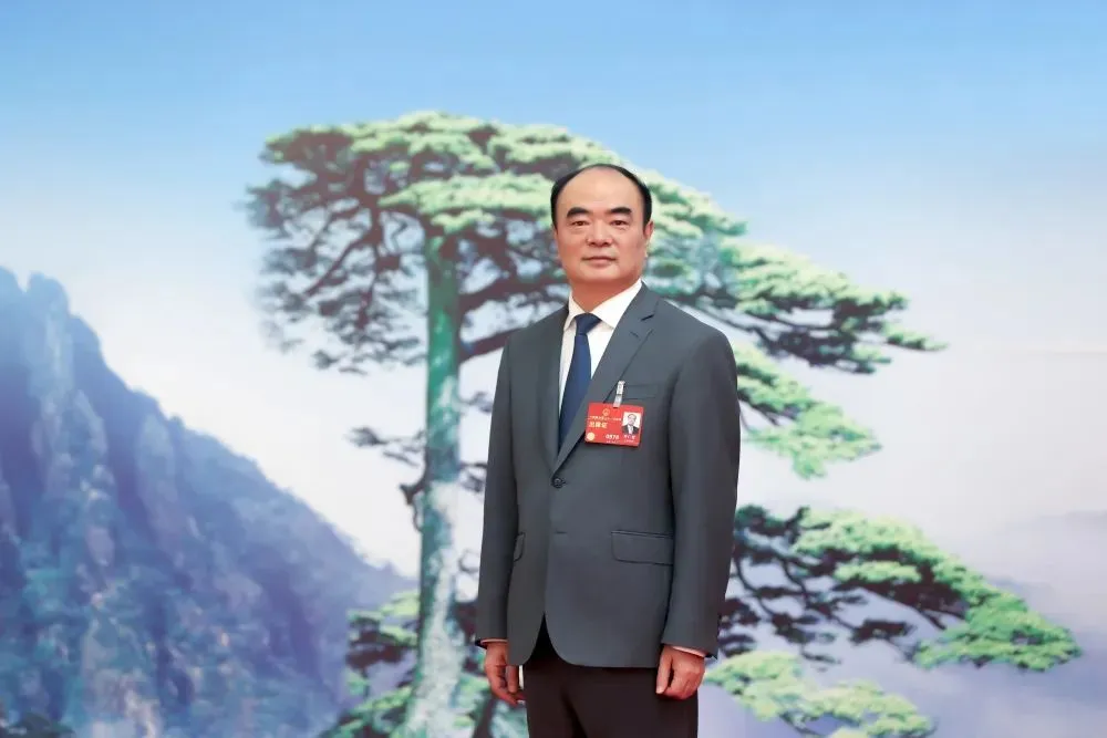 阳光电源(300274)高管及简历