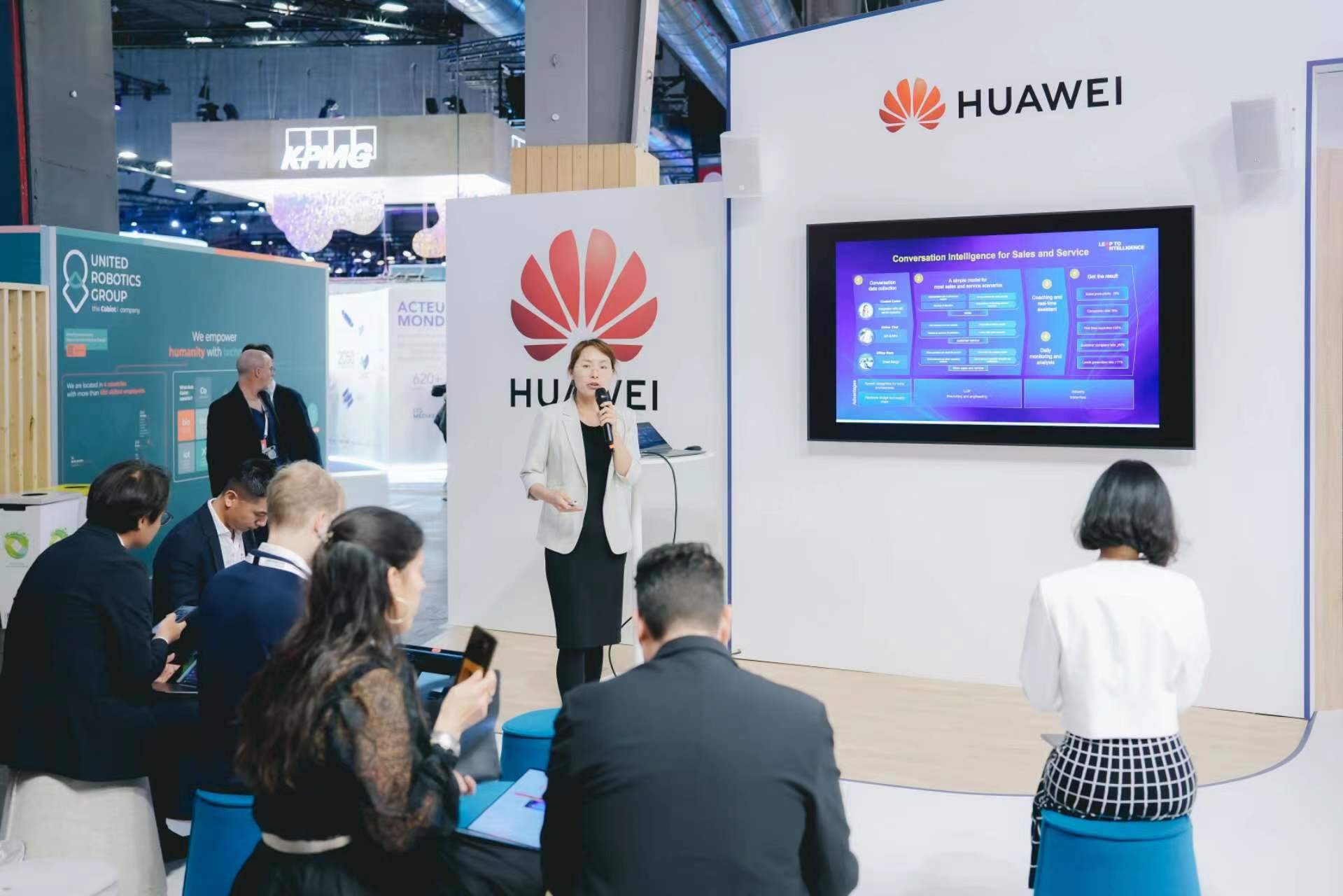 循环智能随华为亮相法国vivatech科技展,大模型及会话智能解决方案引