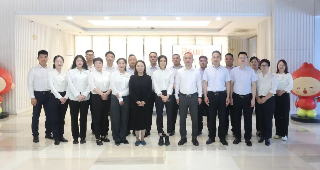 汇得行集团一行莅临弘阳集团参观交流