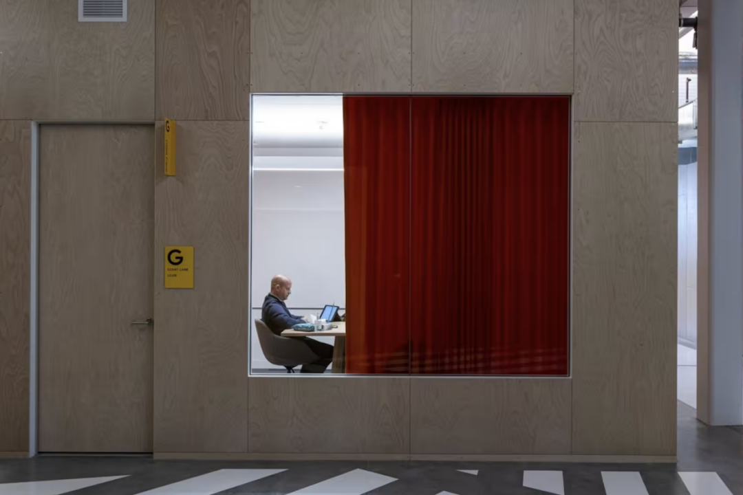 谷歌现任和前任高管将公司描述为一系列封建领地.