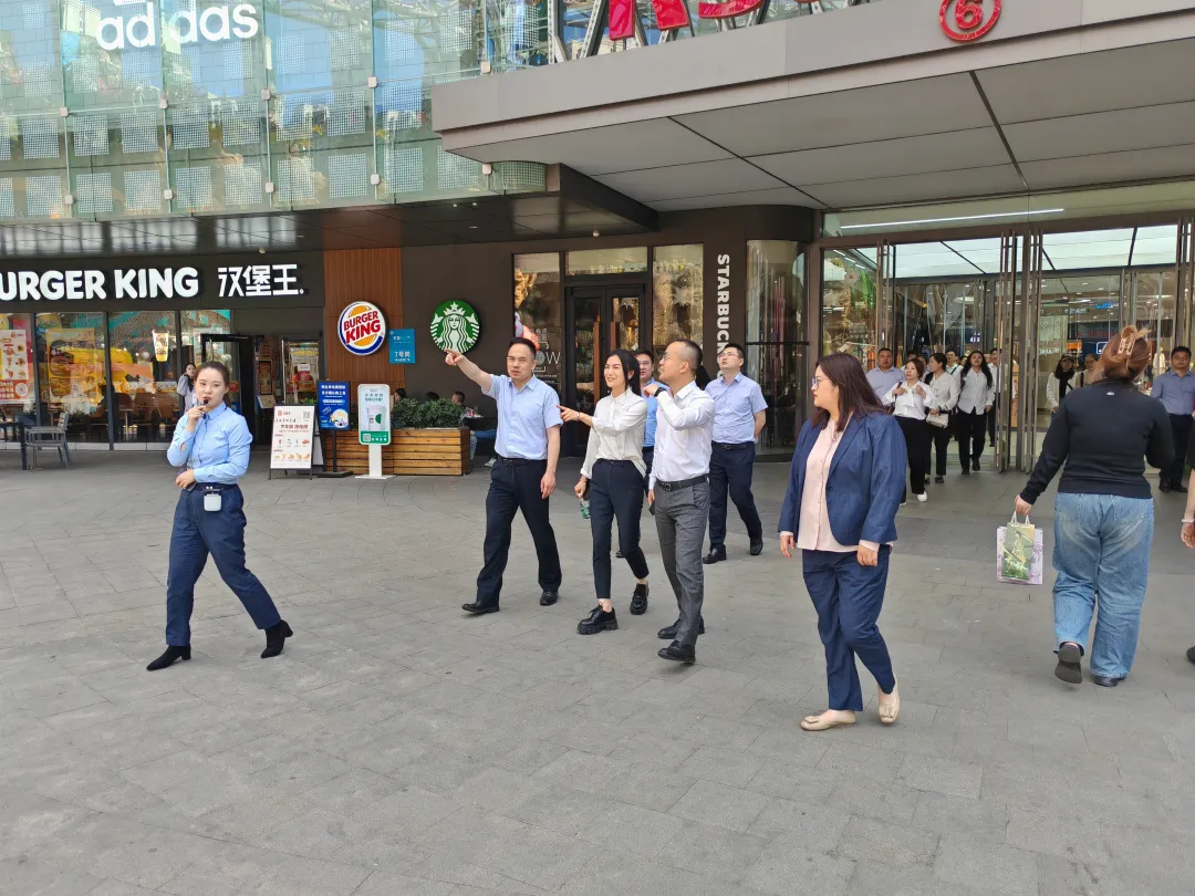 汇得行集团一行莅临弘阳集团参观交流