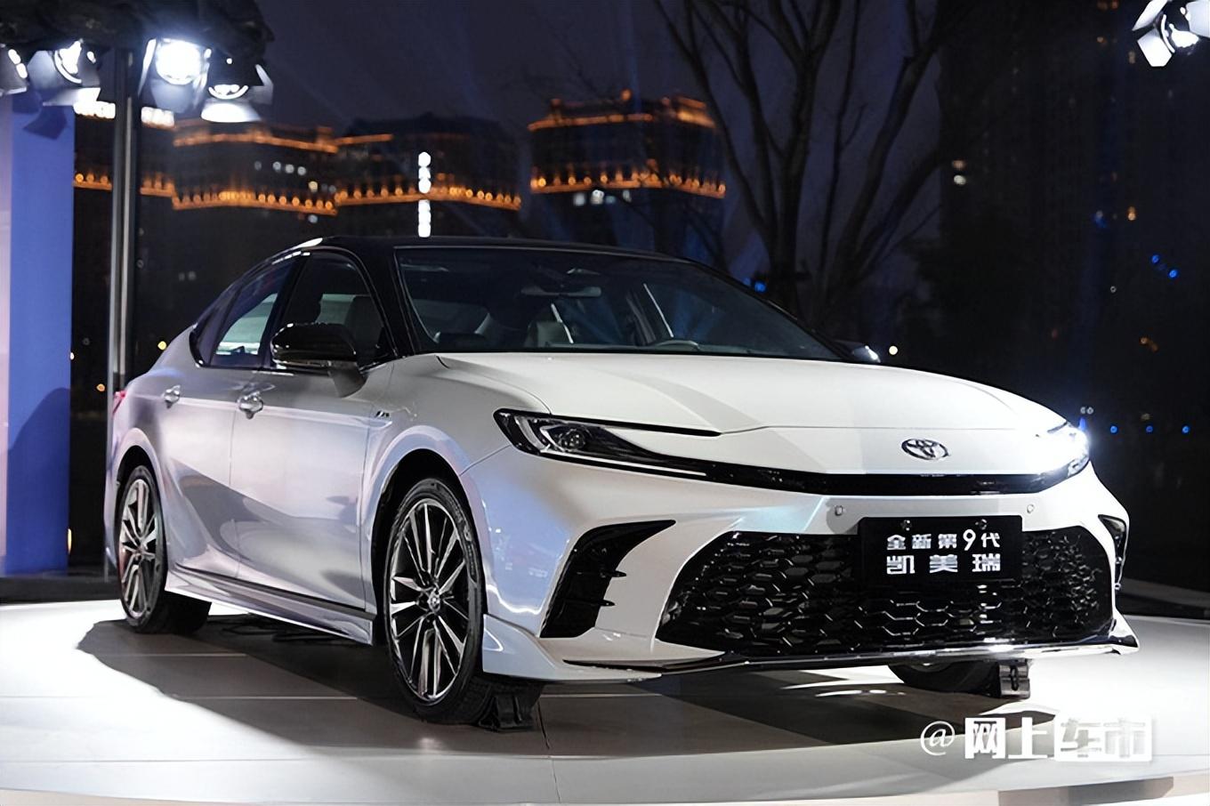 丰田4s店:新凯美瑞全系大降价!才卖13万多,比影豹还便宜