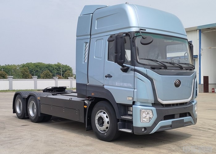 超车派优秀的市场销量战绩,也为超车派车企积累了大量的新能源重卡