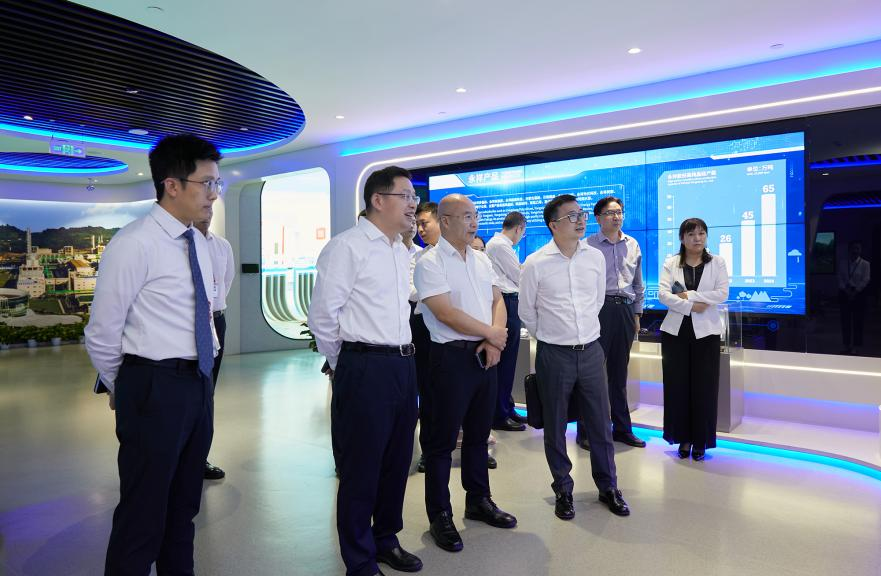 渤海银行党委书记,董事长王锦虹一行莅临通威座谈交流