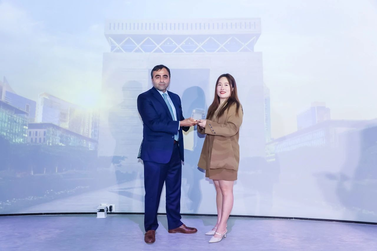 随后,诺亚集团品牌策略高级总监胡芊蕙女士对到场来宾表示欢迎.