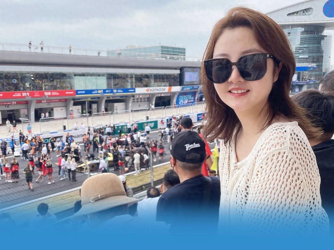 这些年我慢慢地写啊写啊,成为此刻的自己作者/吴雨欣编辑/ 潘少颖