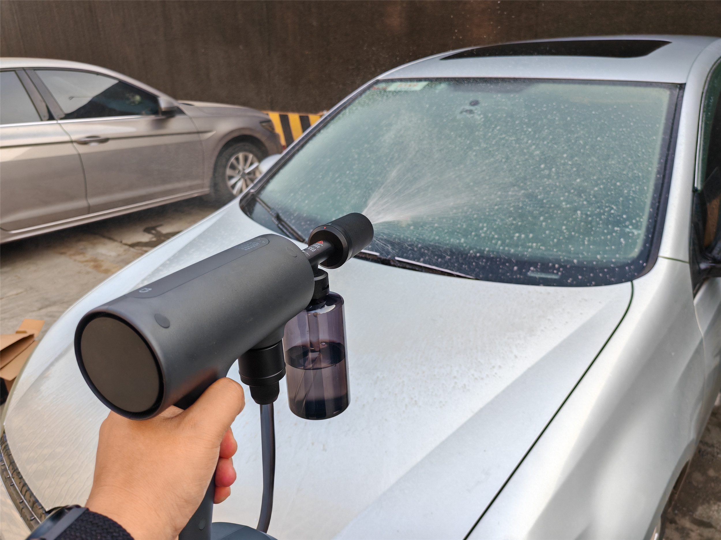 入手米家无线洗车机2,才发现洗车省下的钱能加一箱油