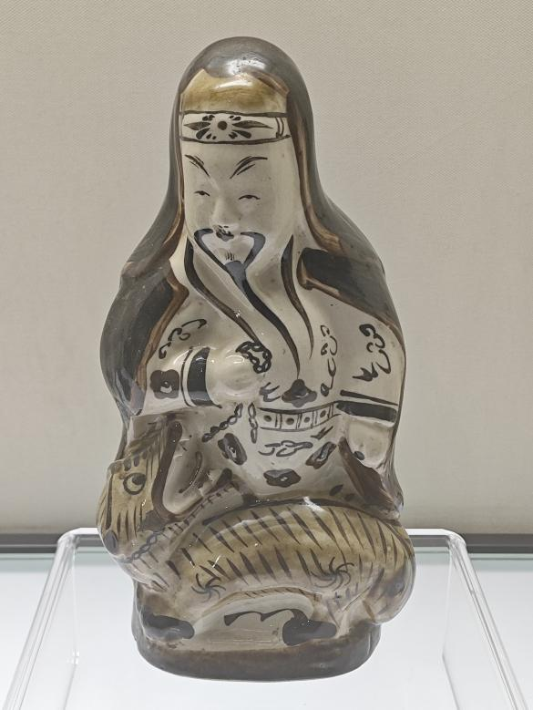 黑与白的艺术:独具特色的磁州窑|观展