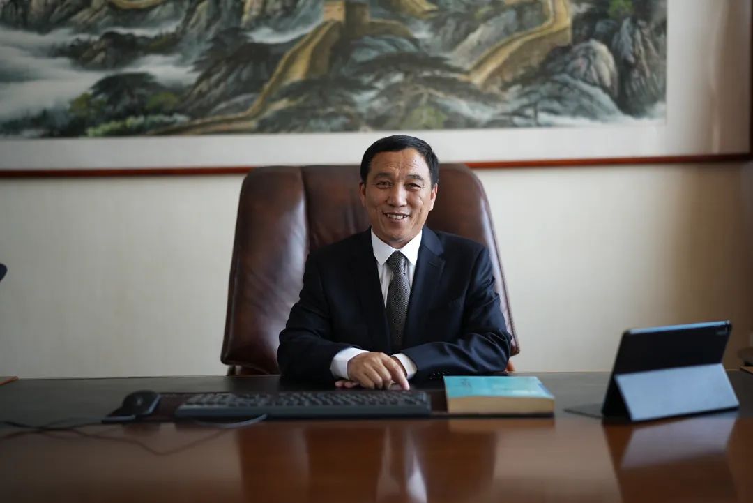 近日,朝阳华兴万达轮胎有限公司董事长赵光,接受了轮胎世界网的独家