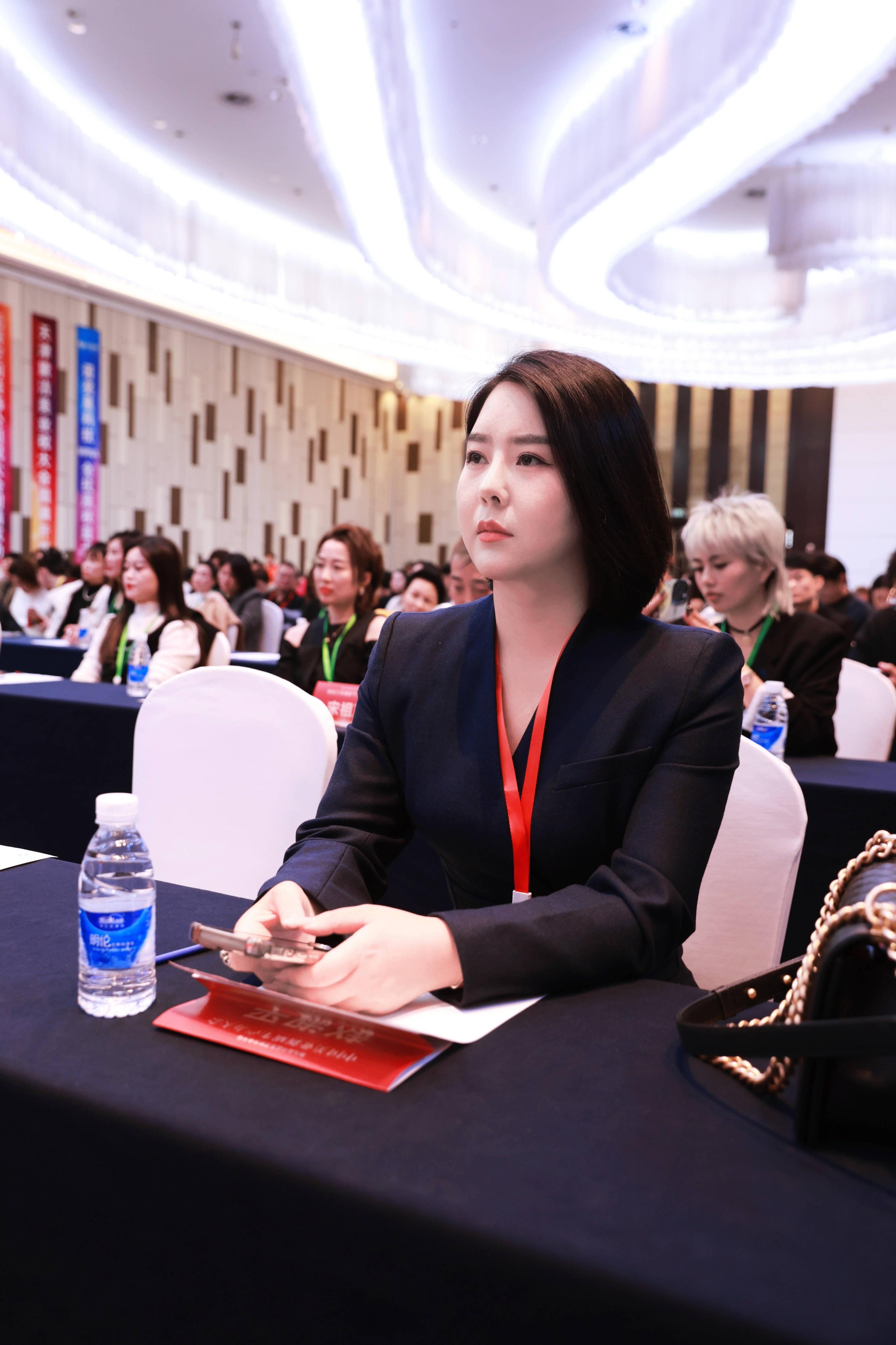 【重要新闻】卿雅堂星合泽美创始人——刘子慧副会长亮相中国美业新质