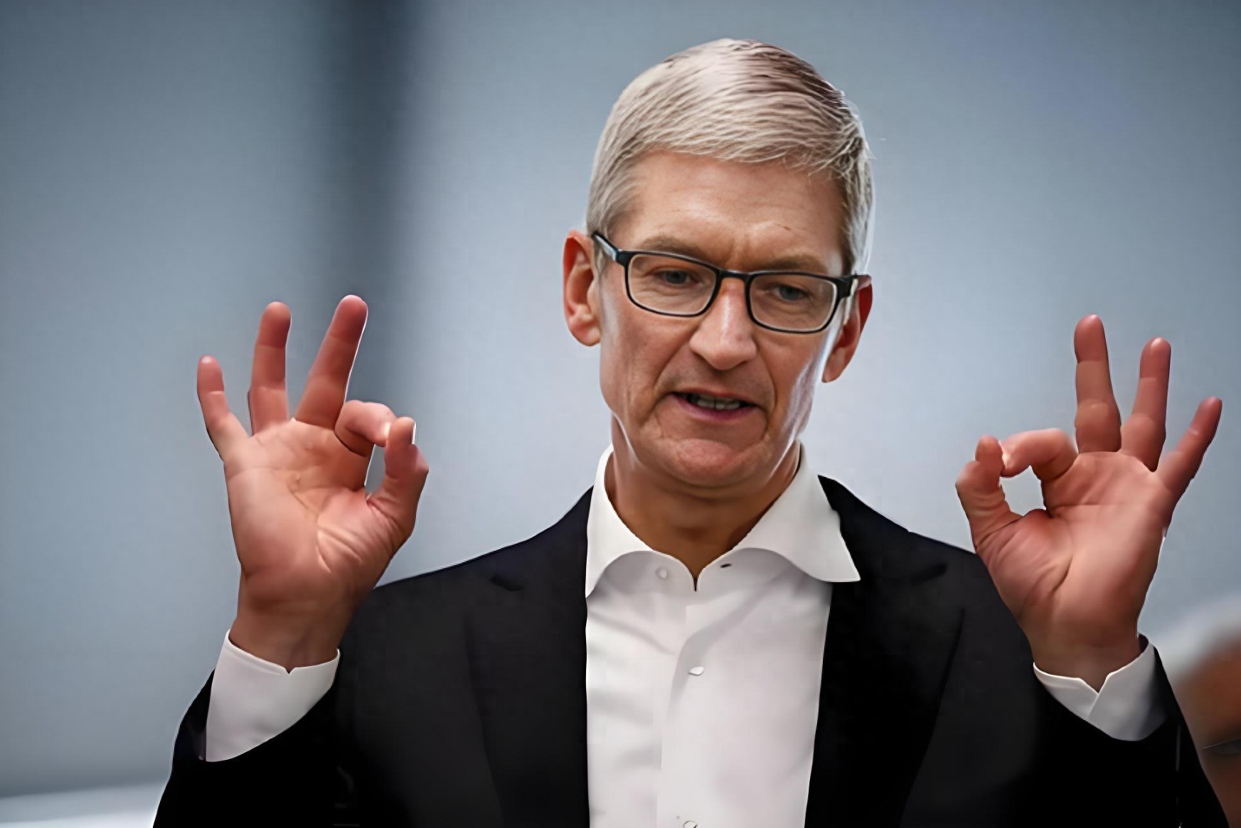 苹果公司近日披露的文件显示,其首席执行官蒂姆·库克在2024