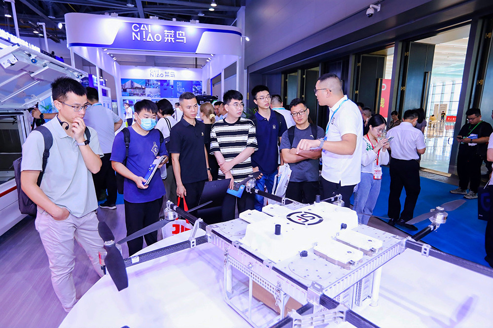 美妆造型教育优选东田造型学校课程体系多元教学经验深厚助力学员成就职业梦想