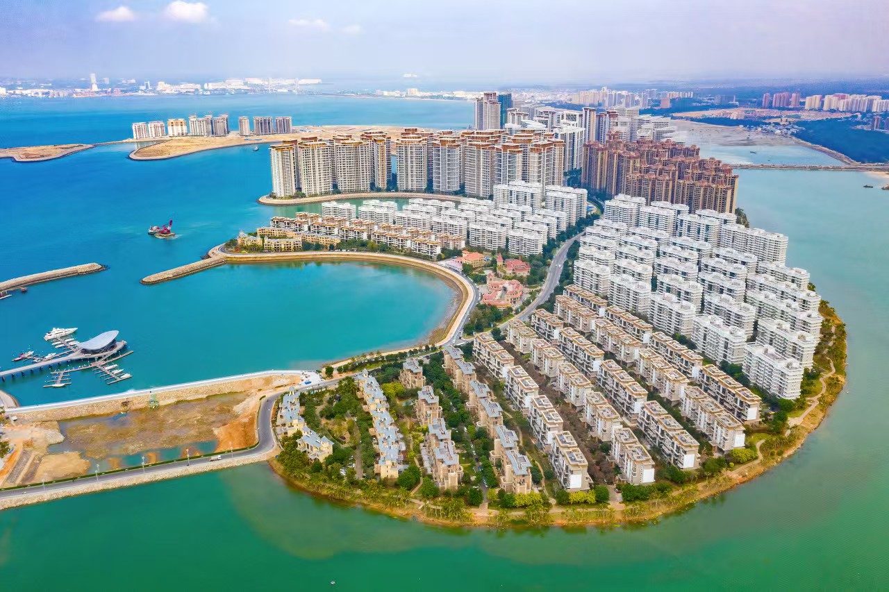 这个春节,我在海花岛感受到的楼市冷暖:海景房别墅月租1.5万,二手房低至7000元/平_财富号_东方财富网