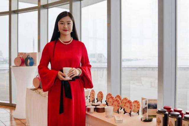 2025年日本大坂世博会:茶仙子鲍丽丽从"世博茶仙子"到"世界茶仙子"