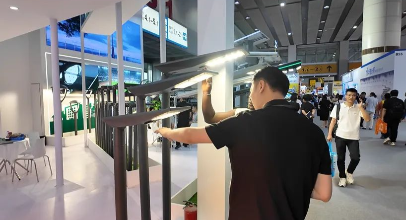 天海照明怎么样2025光亚展回顾：6大LED照明发展新趋势_https://www.jmylbn.com_新闻资讯_第12张